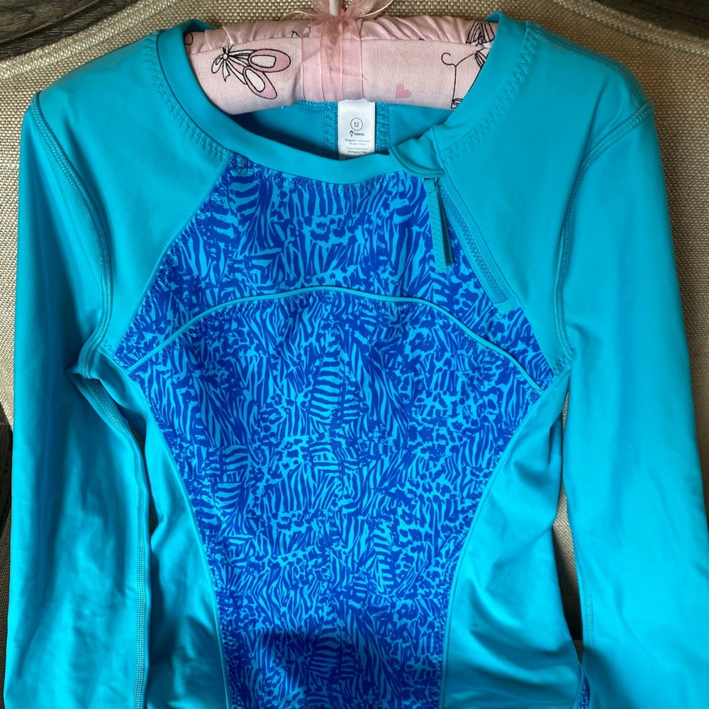 Ivivva Rashguard - Picture 2 of 3